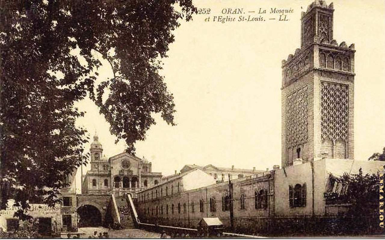MB i- 014- eglise St-Louis et mosquee.jpg